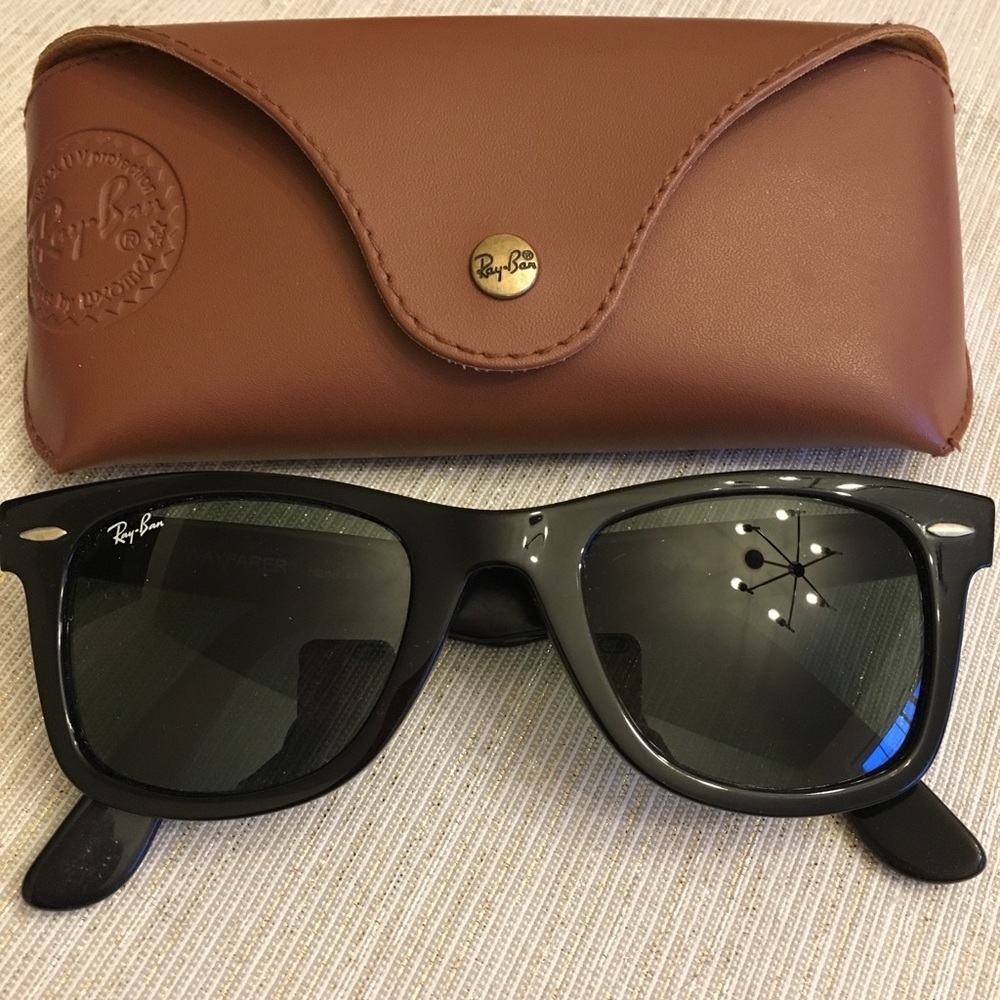 Ray-Ban 214 Wayfarer Classic. Black.